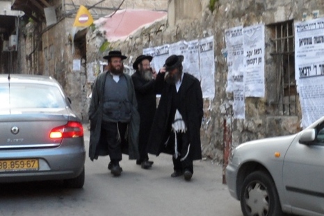 הרב שמואל לובצקי חוזר לביתו (צילום בלעדי: אנ''ש)
